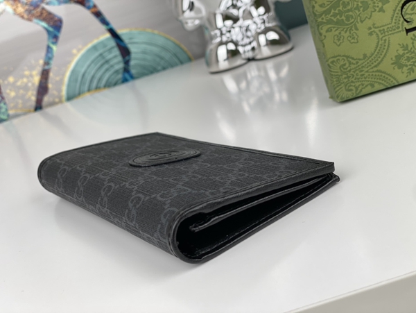 グッチ財布コピー内部構造